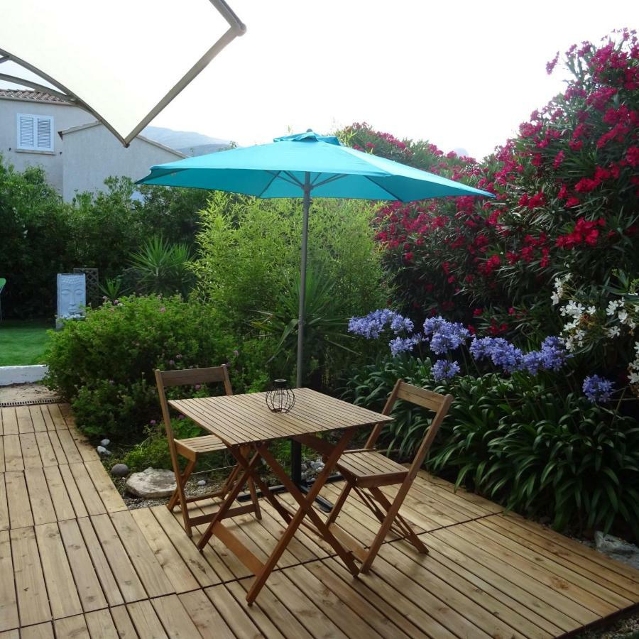 فندق 2 Pieces Independant Avec Son Jardinet Prive بورجو المظهر الخارجي الصورة
